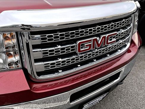 Used 2014 GMC Sierra 2500 SLT w/ SLT Convenience Package image 32