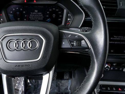 Used 2024 Audi Q3 2.0T Premium w/ Convenience Package image 10
