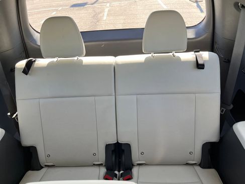 Used 2025 Hyundai Santa Fe SEL image 30