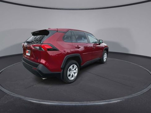 Used 2023 Toyota RAV4 LE image 8