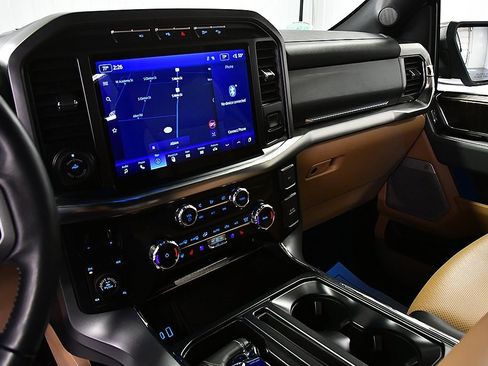 Used 2022 Ford F150 Lariat w/ Equipment Group 502A High image 26