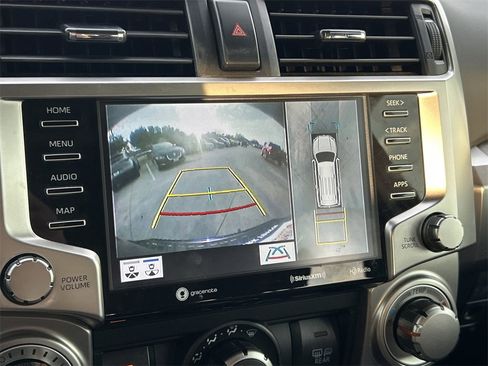 Used 2022 Toyota 4Runner SR5 Premium image 34