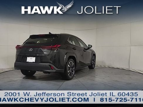 Used 2024 Lexus UX 250h AWD w/ Premium Package image 7