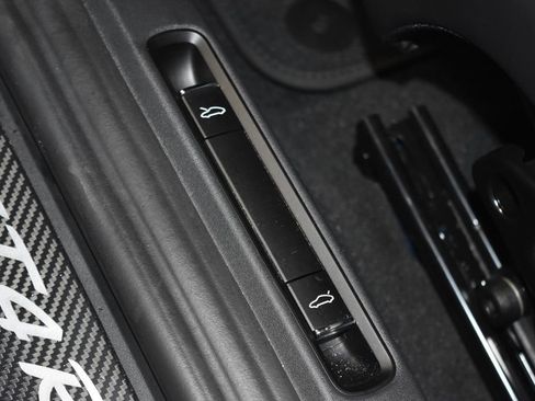 Certified 2024 Porsche 718 Cayman GT4 RS image 9