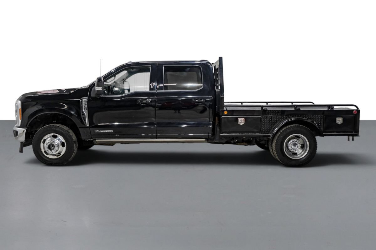 Used 2023 Ford F350 Lariat w/ FX4 Off-Road Package AWD/4WD image 9