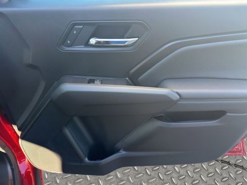 New 2026 GMC Canyon Elevation w/ Convenience Package image 17