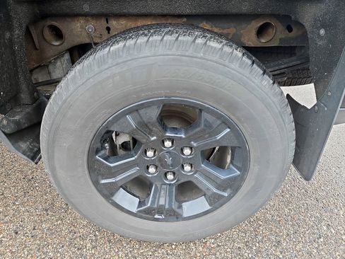 Used 2017 Chevrolet Silverado 1500 LT image 27