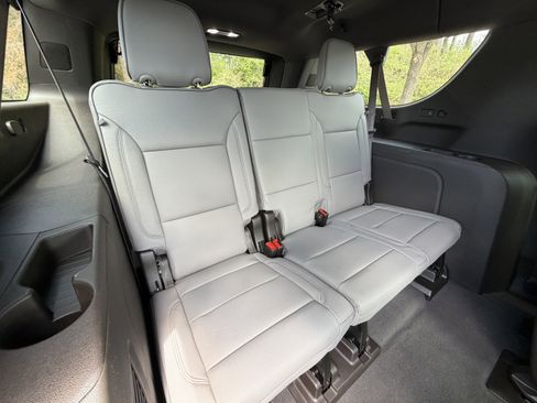 New 2026 GMC Yukon XL Elevation RWD image 21