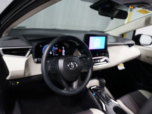 Certified 2026 Toyota Corolla LE image 11