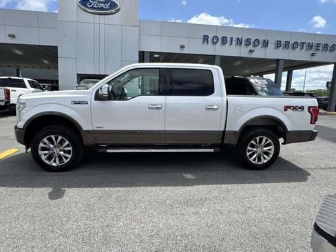 Used 2017 Ford F150 Lariat w/ Equipment Group 502A Luxury image 8