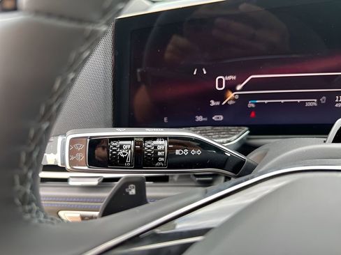 New 2026 Cadillac Escalade IQ Sport 1 w/ LPO, ONYX Package image 33