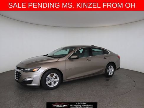 Used 2022 Chevrolet Malibu LS w/ Driver Confidence Package II FWD image 3