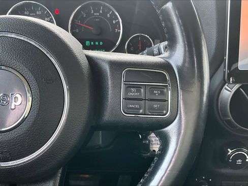 Used 2018 Jeep Wrangler Unlimited Sport S image 23