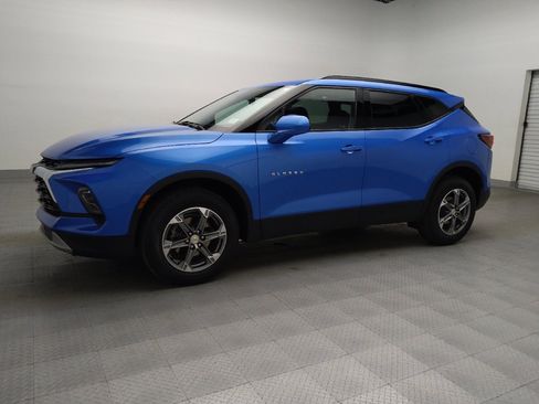 Used 2024 Chevrolet Blazer LT w/ Convenience Package image 2