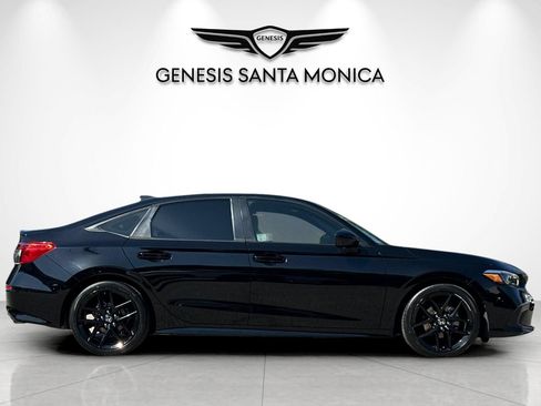 Used 2022 Honda Civic Sport image 3