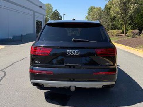 Used 2018 Audi Q7 3.0T Prestige w/ Prestige Package image 5