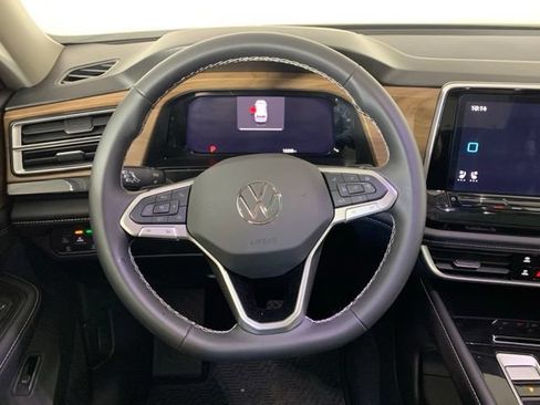 Used 2026 Volkswagen Atlas SE AWD/4WD image 31