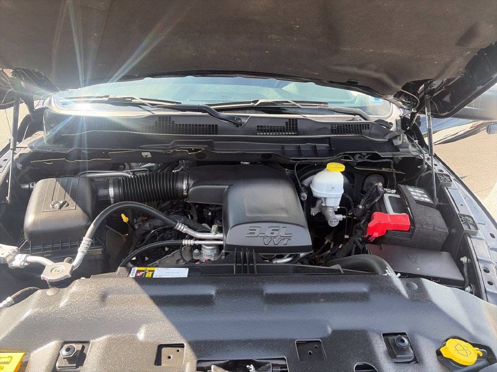 Used 2024 RAM 1500 Warlock AWD/4WD image 21