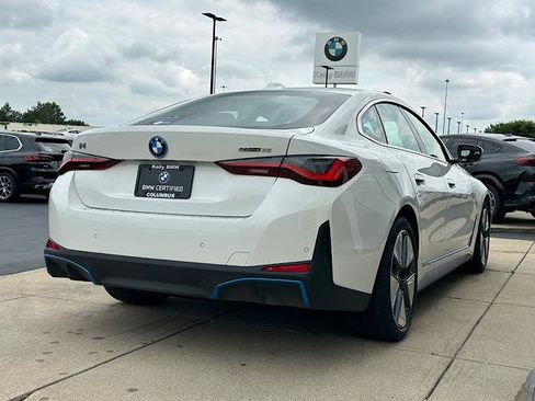 Used 2023 BMW i4 eDrive35 RWD image 9