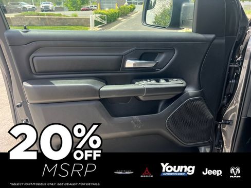 New 2026 RAM 1500 Express AWD/4WD image 10