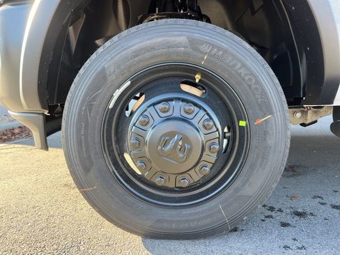 New 2026 RAM 5500 Tradesman AWD/4WD image 26