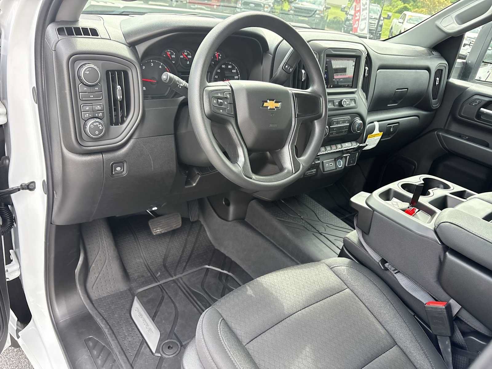 New 2026 Chevrolet Silverado 2500 Custom w/ Custom Value Package AWD/4WD image 10