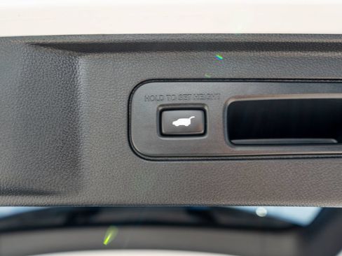 Used 2024 Honda Pilot Touring image 36