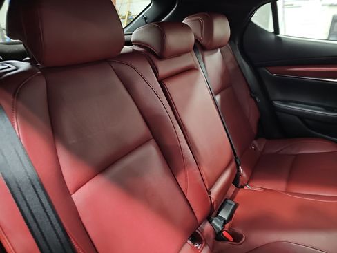 Used 2021 MAZDA MAZDA3 Hatchback w/Premium Plus Pkg image 12