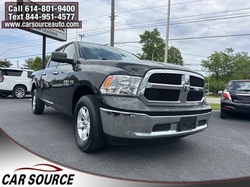Used 2017 RAM 1500 Classic SLT AWD/4WD image 1
