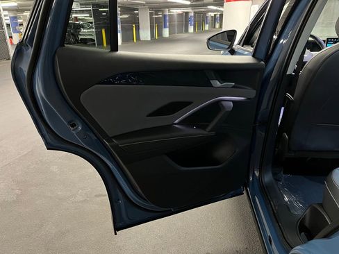 New 2026 Volkswagen Tiguan SE image 21