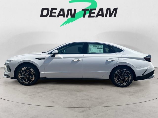 Certified 2026 Hyundai Sonata SEL FWD image 4