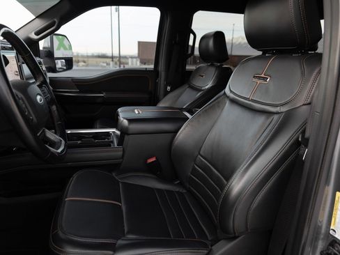 Used 2024 Ford F350 Platinum w/ FX4 Off-Road Package image 18