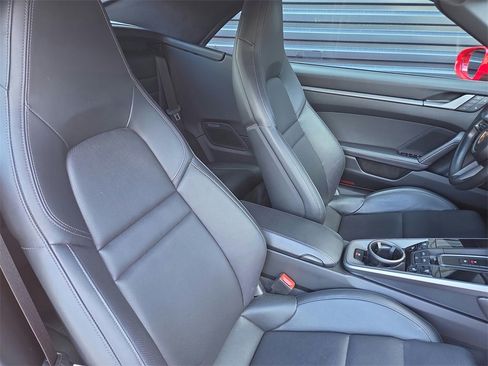 Used 2024 Porsche 911 Carrera S image 19