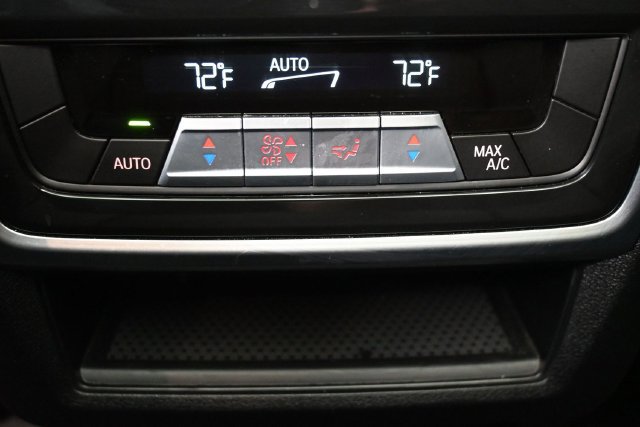 Used 2022 BMW X5 sDrive40i w/ Premium Package RWD image 20