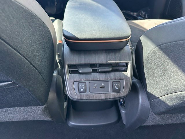 Used 2024 Nissan Ariya AWD image 17