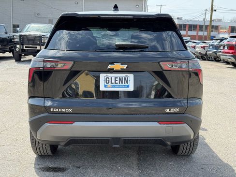 New 2026 Chevrolet Equinox LT image 6