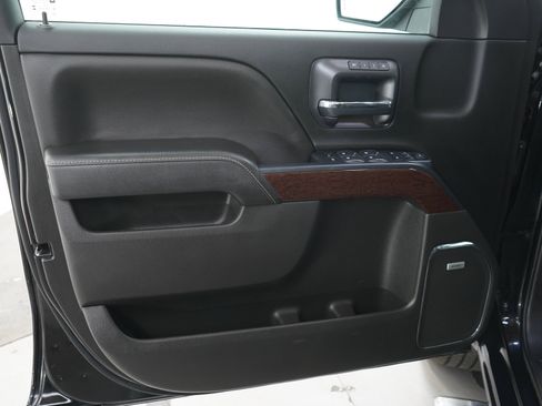 Used 2018 GMC Sierra 1500 SLT w/ SLT Premium Package AWD/4WD image 21