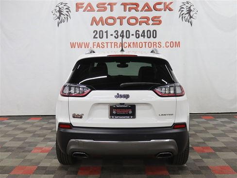 Used 2019 Jeep Cherokee Limited image 5