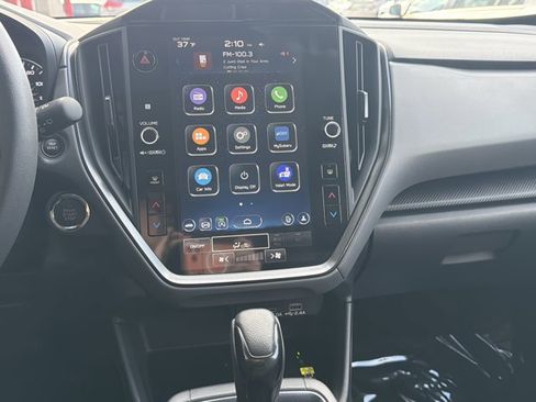 Used 2024 Subaru Crosstrek 2.5i Limited image 19