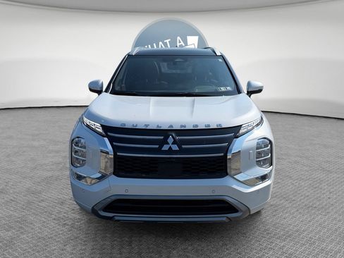 Used 2025 Mitsubishi Outlander SEL AWD/4WD image 9