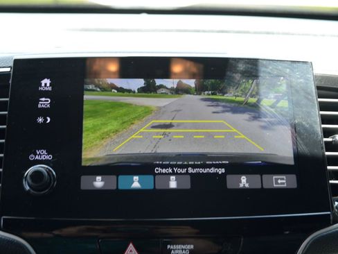 Used 2025 Honda Passport Black Edition image 28