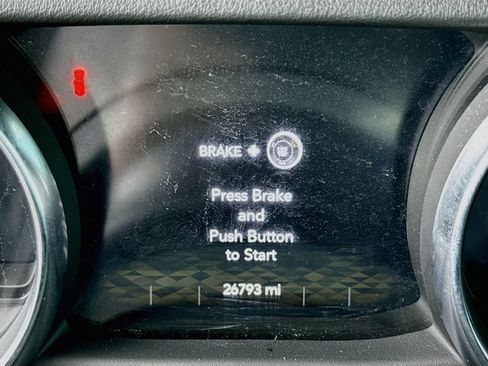 Used 2023 Jeep Wrangler Unlimited Sahara AWD/4WD image 13