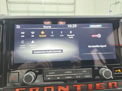 Used 2025 Nissan Frontier Pro-X image 26