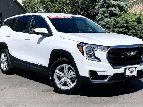 Used 2024 GMC Terrain SLE AWD/4WD image 34