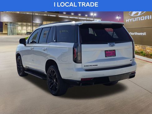 Used 2022 Cadillac Escalade Sport w/ LPO, ONYX Package image 9