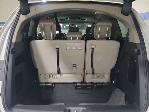 Certified 2023 Honda Odyssey Touring image 9