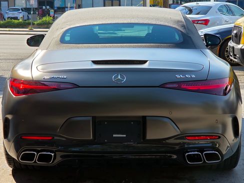 Used 2022 Mercedes-Benz SL 63 AMG 4MATIC image 9