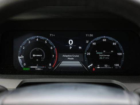 Used 2024 Toyota Tacoma TRD Off-Road image 21