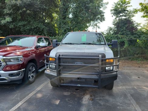 Used 2008 Ford F350 XL AWD/4WD image 3
