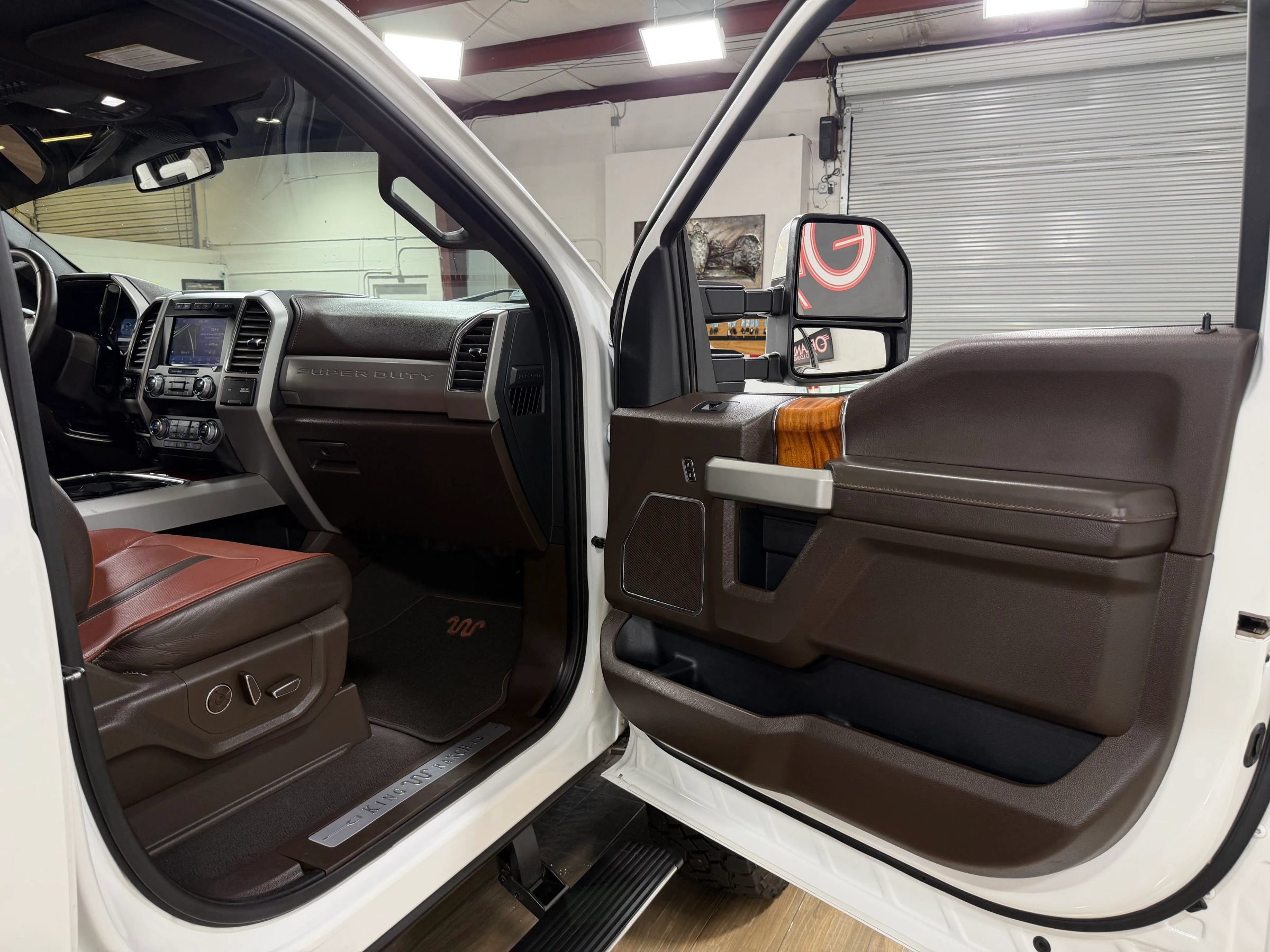 Used 2020 Ford F450 King Ranch w/ King Ranch Ultimate Package AWD/4WD image 19